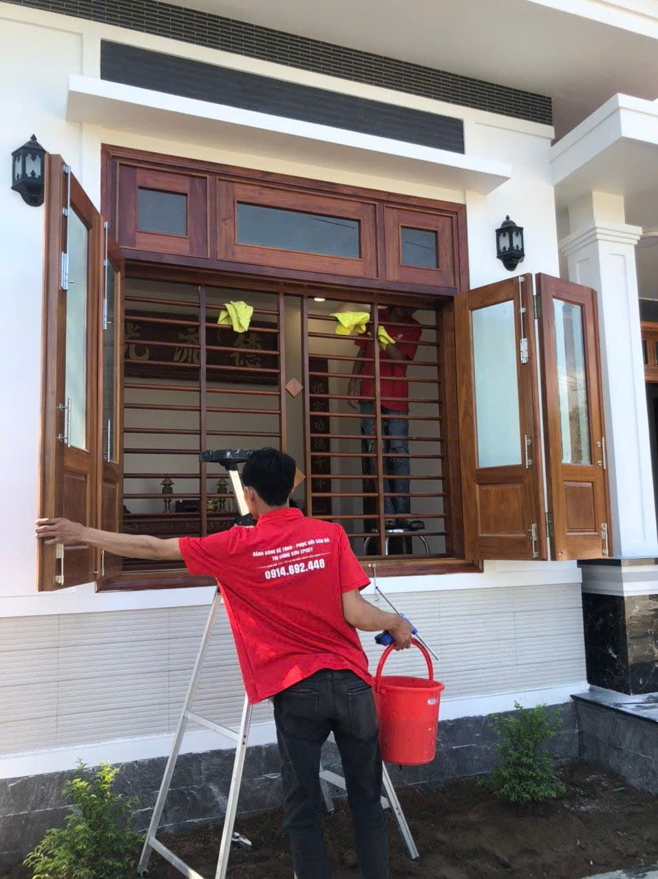 Dịch vụ vệ sinh văn phòng tại Nha Trang